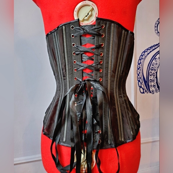 Black Unlined Mesh Corset by Timeless Trends - Picture 2 of 7